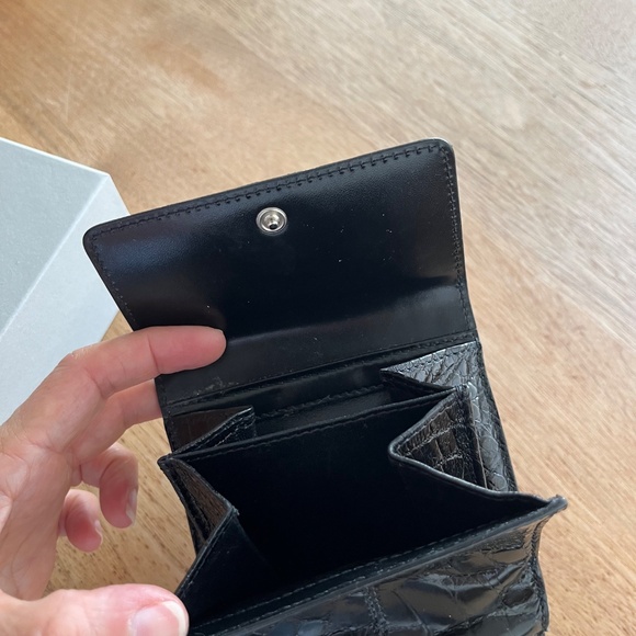 Tod's Alligator Leather Compact Wallet - Picture 3 of 7